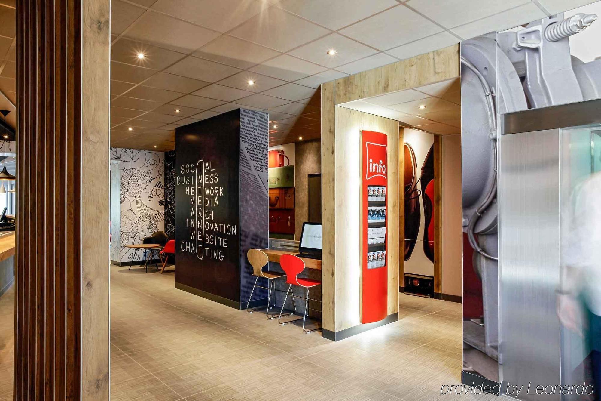 Ibis Hyeres Centre Hotel Exterior photo