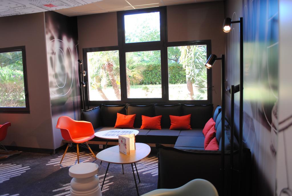 Ibis Hyeres Centre Hotel Exterior photo